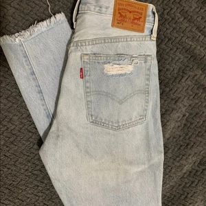 Levi jeans